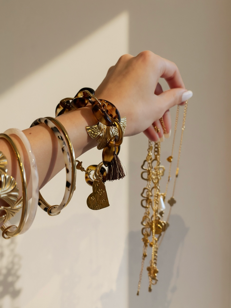 ensemble de bracelets