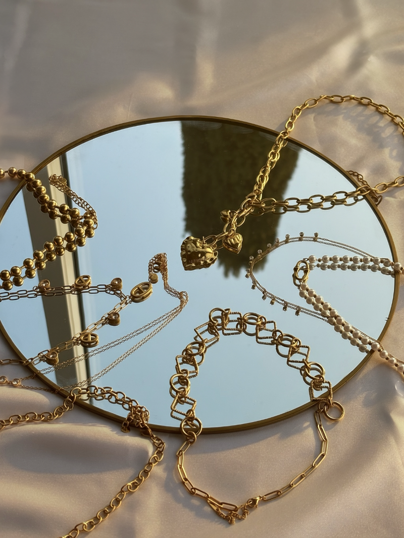 ensemble de colliers