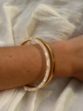 bracelet jonc or et résine blanche