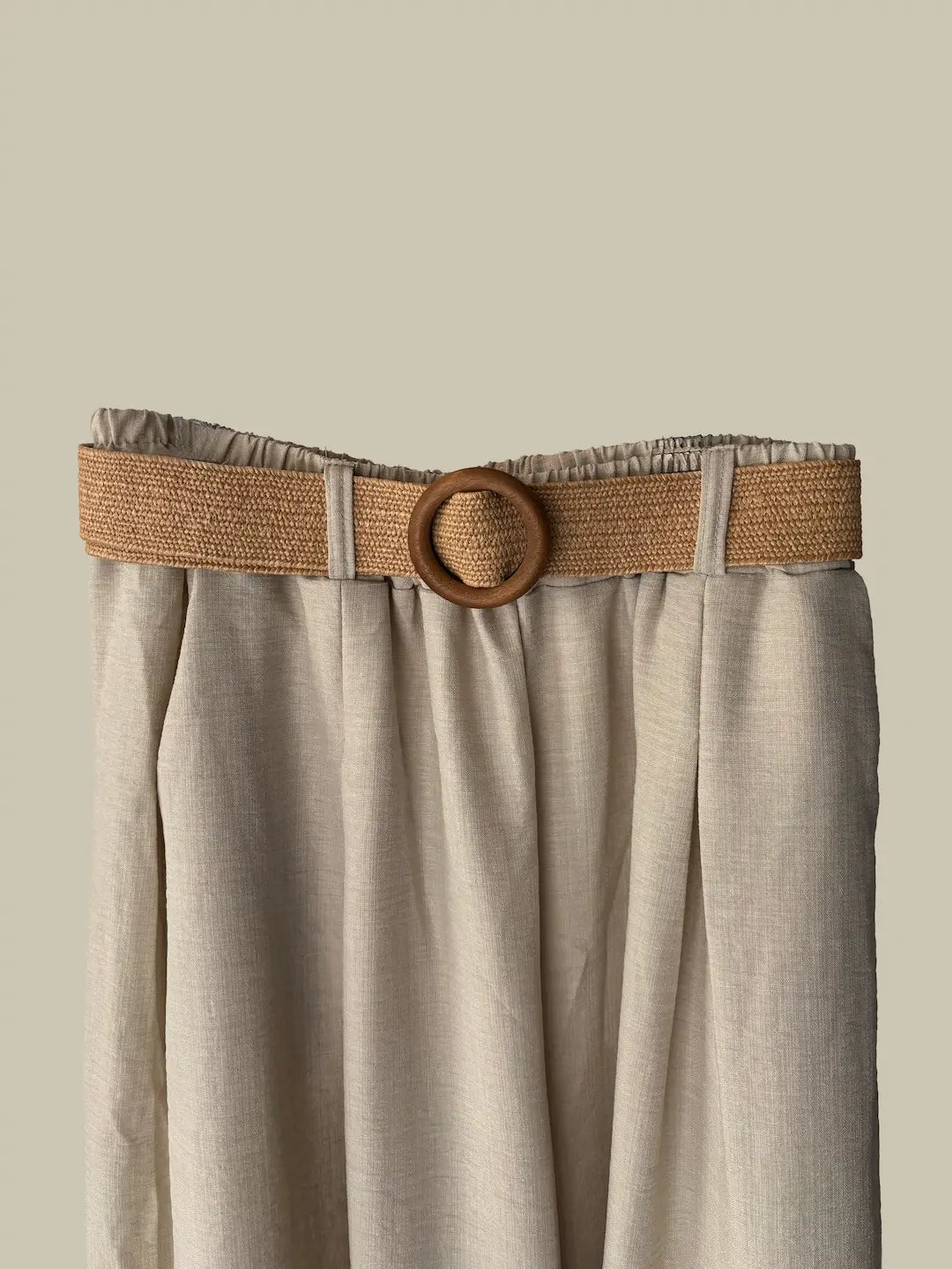 pantalon fluide d'été beige avec ceinture