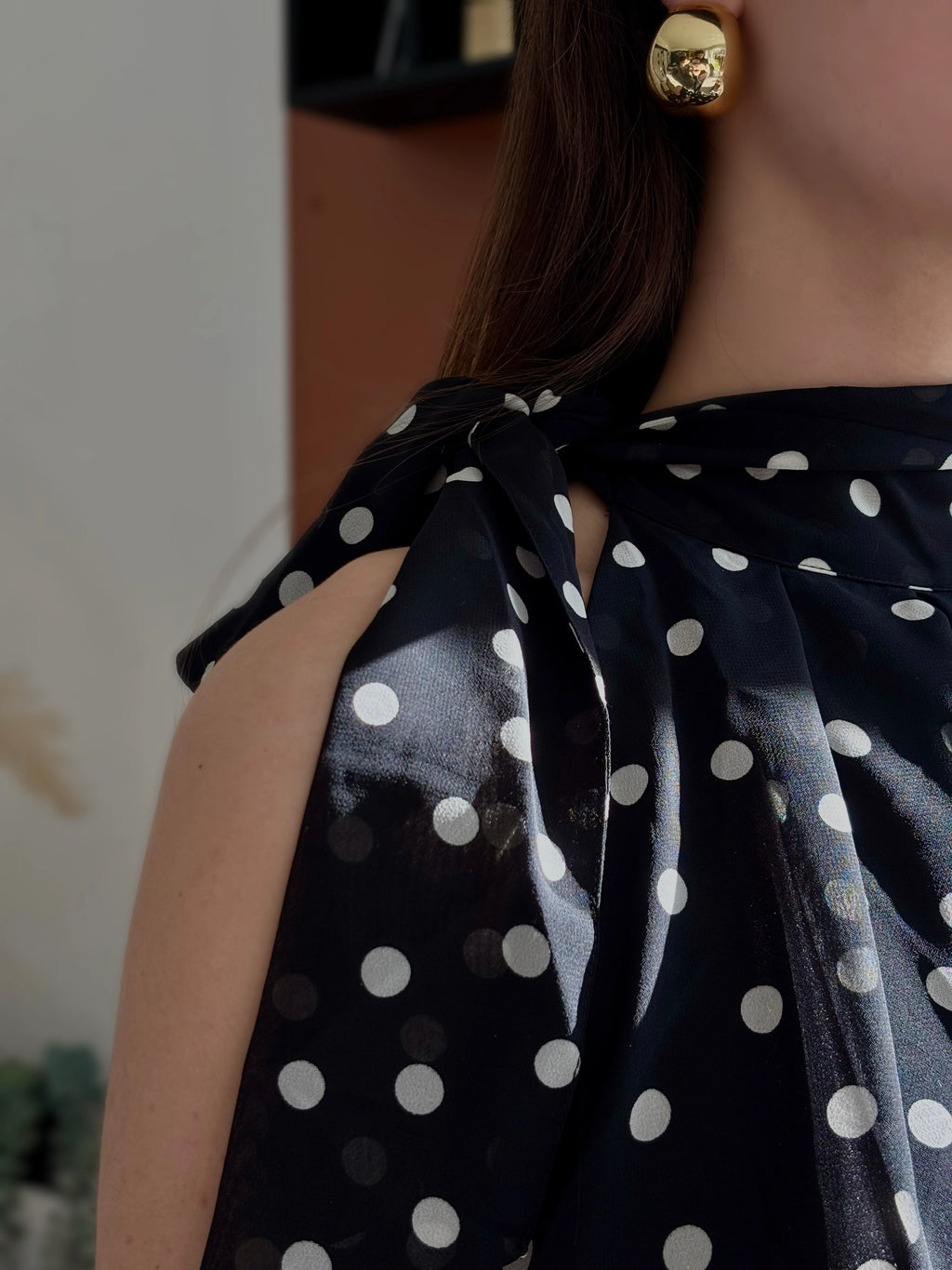 Top à pois avec noeud